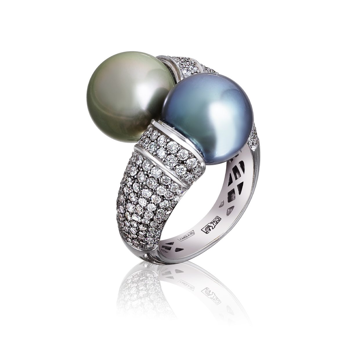 Золотое кольцо Румба с морским жемчугом и бриллиантами