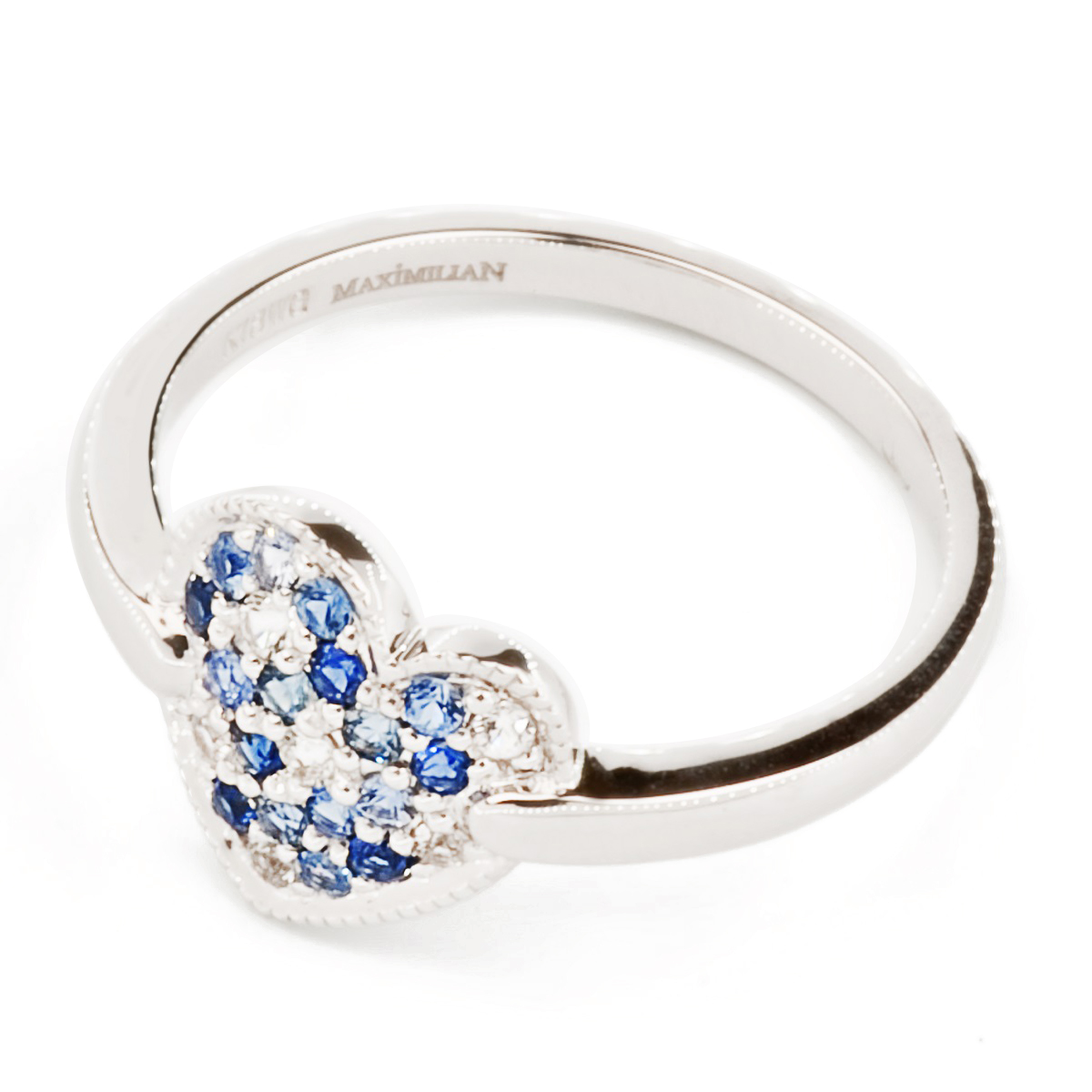 Золотое кольцо с синими и белыми сапфирами